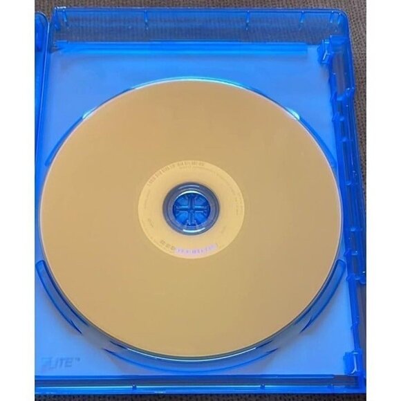 Long Shot (Blu-ray/DVD) - No Digital - Picture 6 of 6